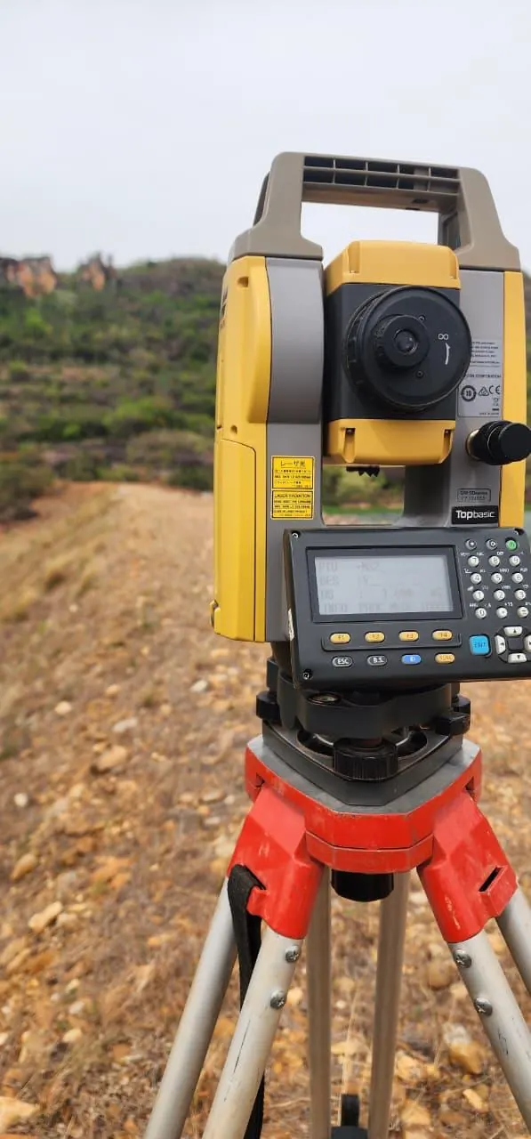 Locação de obra e marcação de eixos